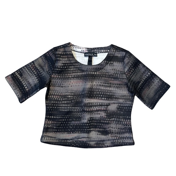 Tierra + Tutu Structured Abstract Black Gray Short Sleeve Cropped Top - J4 - Picture 1 of 7